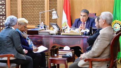 محافظ الدقهلية يلتقي وفد الاتحاد الأوروبي لبحث مستجدات مشروع تطوير مصرف كيتشنر 