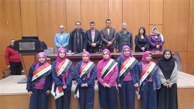 وكيل تعليم سوهاج يشهد التصفيات النهائية لمسابقة أوائل طلاب المدارس الثانوية العامة