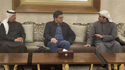 وزير الثقافة يصل الكويت للمشاركة في انطلاق فعاليات الكويت عاصمة للثقافة والإعلام العربي لعام 2025