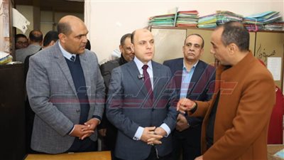 عبدالمعطي: يتفقد المركز التكنولوجي لمتابعة منظومة التصالح والخدمات المتكاملة