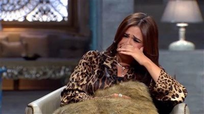 عاجل| بعد نفي ارتباطها.. ياسمين عبد العزيز: 