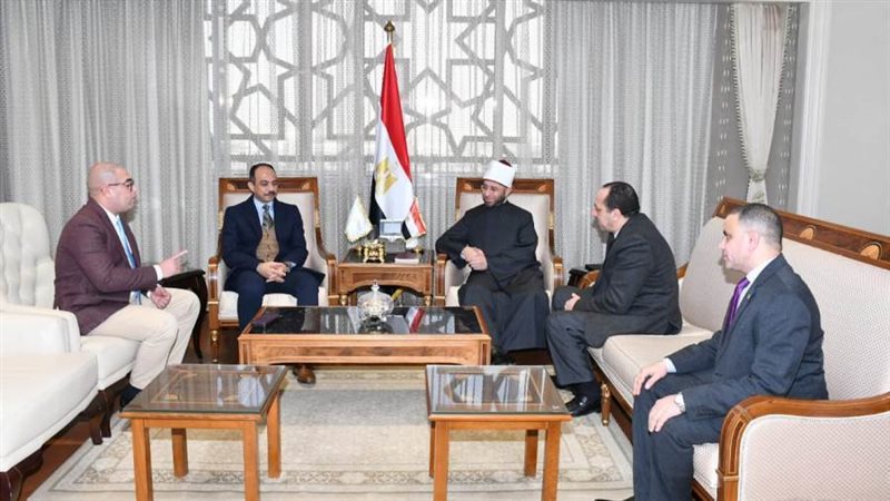 الوزير خلال استقبال