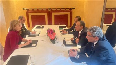 وزير الخارجية والهجرة يلتقي المُفوضة الأوروبية للشركات الناشئة والبحث والابتكار