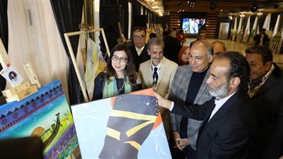 محافظ المنيا يشهد الحفل الختامي لمهرجان مراكب الشمس بمشاركة فنانين عرب ودوليين.. صور