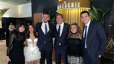 شاهد احتفال هاني رمزي بخطوبة نجله 