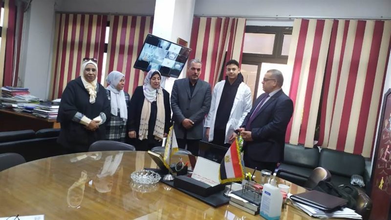 جانب من الندوة