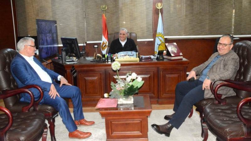 محافظ الغربية خلال