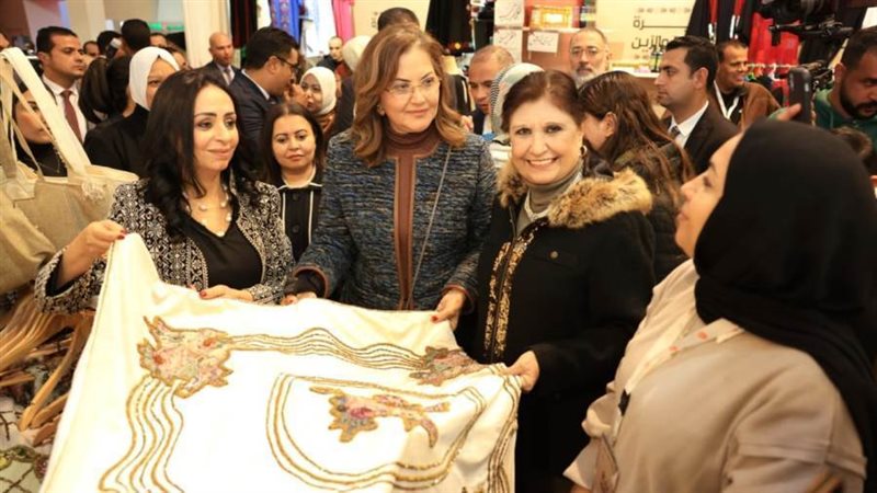 جانب من المعرض