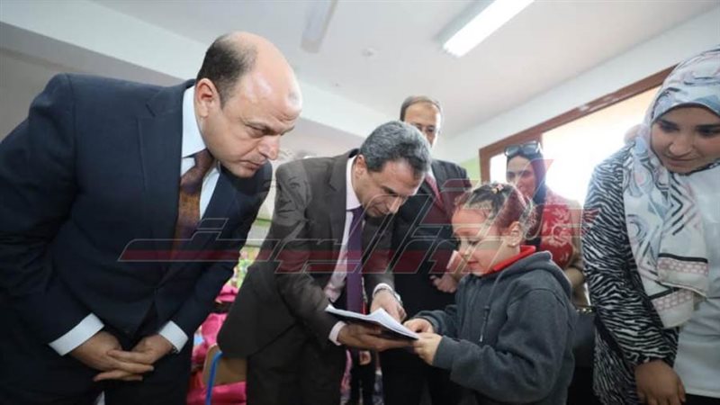 محافظ كفر الشيخ والدكتور