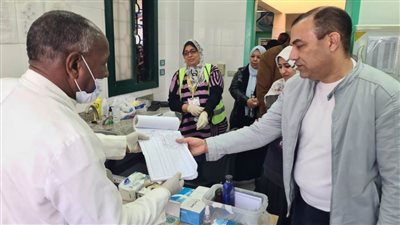 وكيل الوزارة يتفقد العمل بوحدة الستمائة بحوش عيسى ويباشر أعمال فرق المبادرات الرئاسية