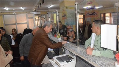 بالصور.. محافظ الغربية يوجه بسرعة إنجاز طلبات التصالح في سمنود