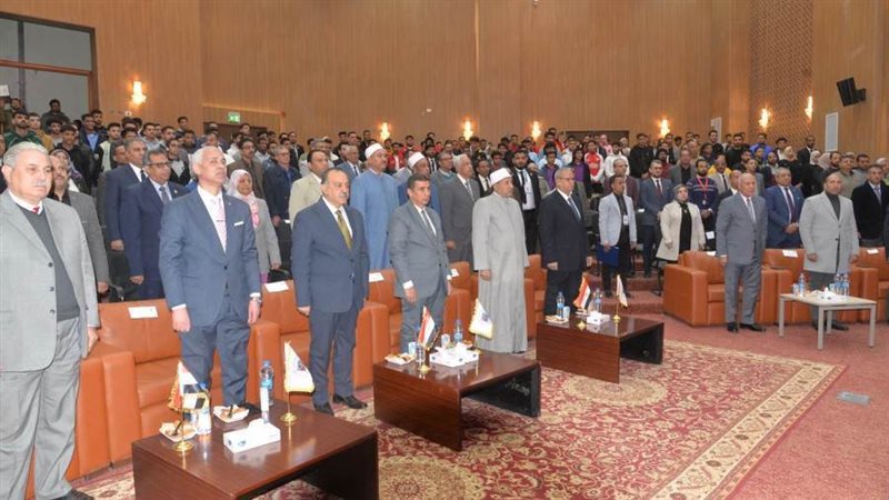 محافظ أسيوط يشهد