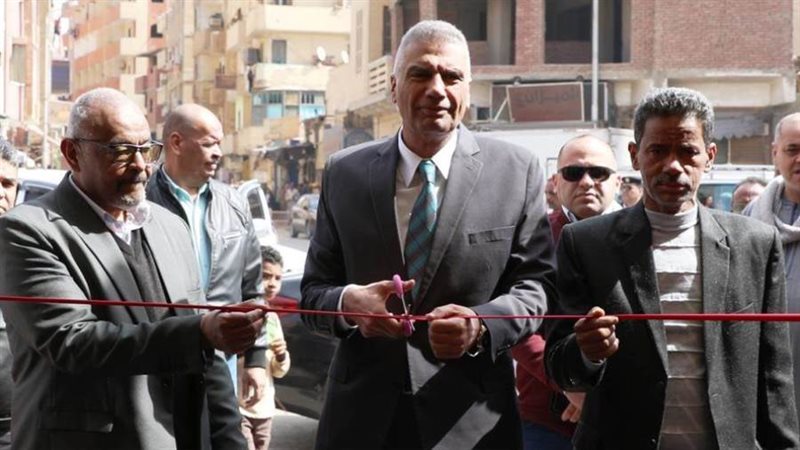 محافظ أسوان يفتتح