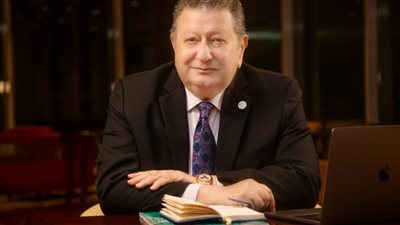 «المؤتمر»: استضافة مصر القمة العربية الطارئة يعكس دورها الريادي