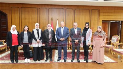 رئيس جامعة كفر الشيخ يستقبل وفد الجهاز المركزي للتنظيم والإدارة