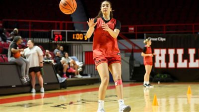 سلمى خضر: أسعى للاستمرار في كرة السلة بأمريكا.. واكتسبت خبرات كبيرة مع منتخب مصر