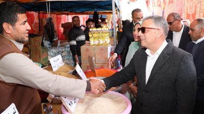 محافظ الإسماعيلية يفتتح النسخة السادسة من 