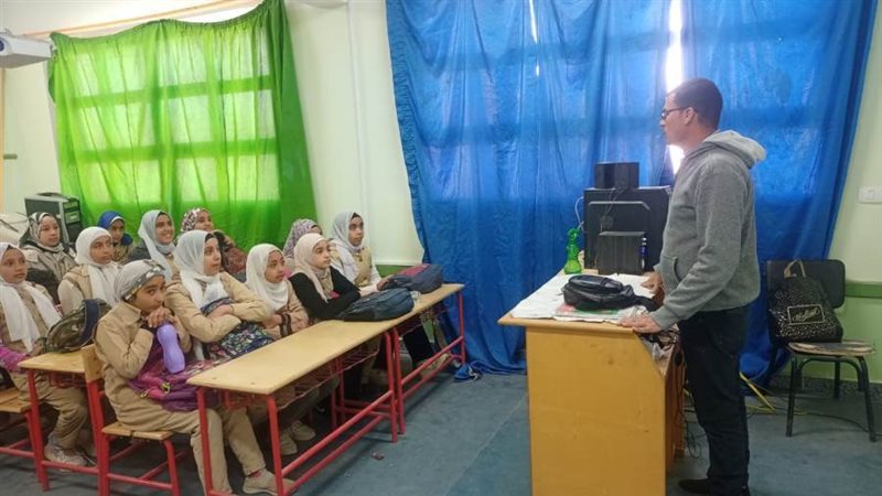 جانب من أنشطة القافلة