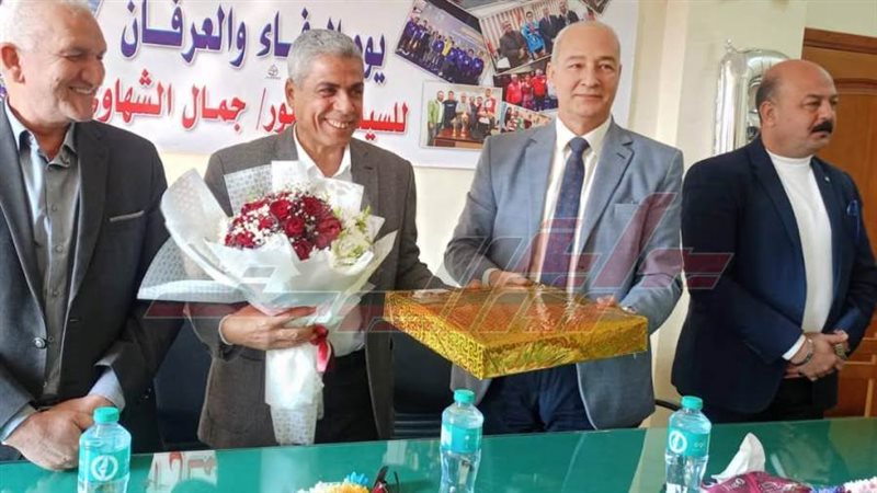 خلال التكريم