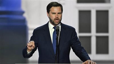 نائب الرئيس الأمريكي: لا يمكن إنهاء حرب أوكرانيا دون التحدث مع روسيا