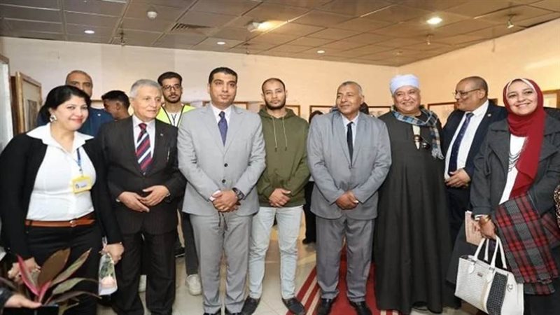 الملتقى الأول للفنون