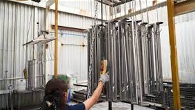  سباق بين التجار الأمريكيين لشراء الألومنيوم قبل سريان رسوم ترامب الجمركية