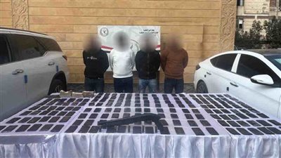 ضبط  تشكيل عصابي بالقاهرة بحوزتهم 17 كيلوجرامًا لمخدر الحشيش