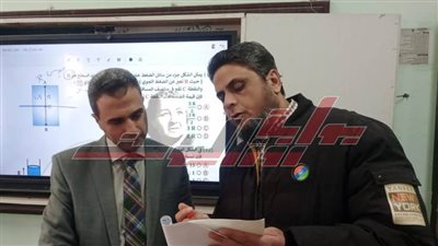 د.علاء جودة بتابع التقييمات بمدارس كفر الشيخ