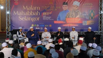 وزير الأوقاف من ماليزيا: شهر رمضان رحمة للعالم كله