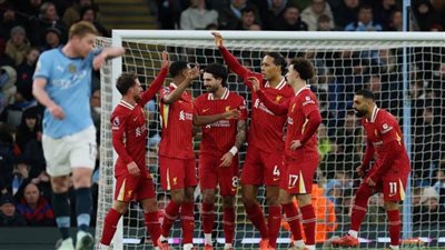 عاجل| صلاح وسوبوسلاي.. ثنائية ساحرة تُربك مانشستر سيتي في قمة الاتحاد