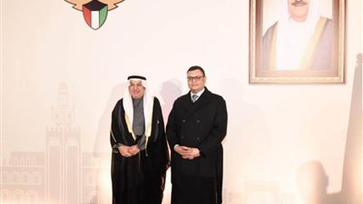 وزير الإسكان يشارك في الاحتفال بالذكرى الـ٦٤ للعيد الوطني لدولة الكويت والـ٣٤ لعيد التحرير