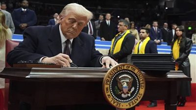 عاجل.. ترامب يلغي 2000 وظيفة في الوكالة الأمريكية للتنمية الدولية