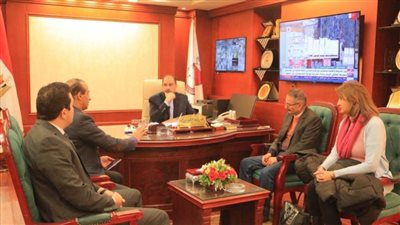 في لقاء محافظ سوهاج.. وفد «الأعلى للثقافة» و«اليونيك» يعلن تخصيص منح استثنائية لدوائر الإبداع