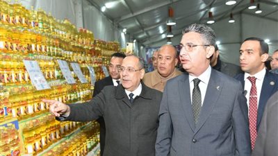 وزير التموين : مد معارض 