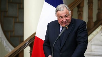 رئيس الحكومة المغربية يلتقي رئيس مجلس الشيوخ الفرنسي