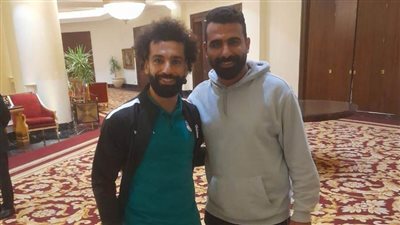 بالمبكروباص.. حلمي علام يكشف سر سلفة 250 جنيها لمحمد صلاح لشراء حذاء في المقاولون العرب 