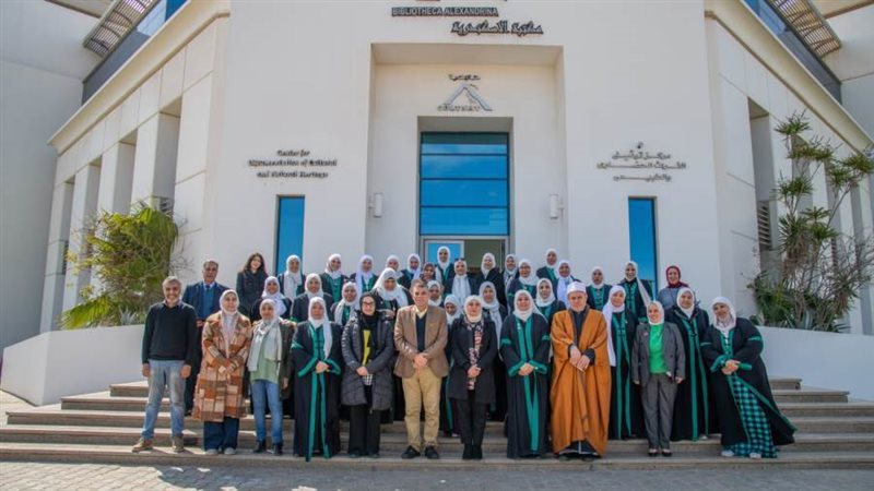 بحضور واعظات الأوقاف