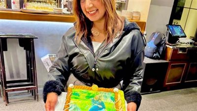 الكاتبة الصحفية سلوي عثمان تهنئ الفنانة مي أحمد بعيد ميلادها