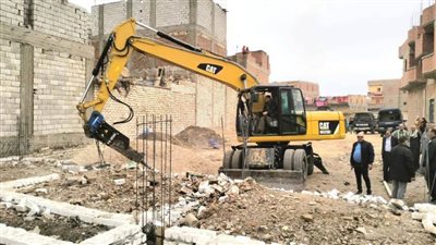 إزالة 27 حالة تعد على أراض زراعية وأملاك دولة بمنفلوط وحي غرب أسيوط