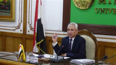 رئيس جامعة المنيا يهنئ رئيس الجمهورية بمناسبة حلول شهر رمضان المبارك