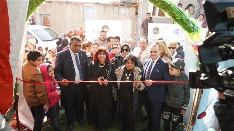 مصنع للملابس