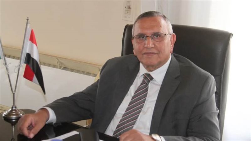 الدكتور عبدالسند