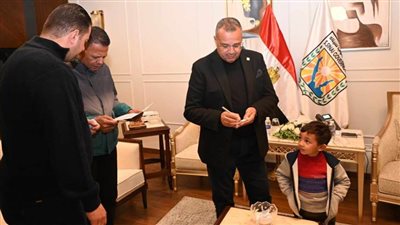 محافظ جنوب سيناء يشهد القرعة العلنية لعدد من تأشيرات الحج الإضافية