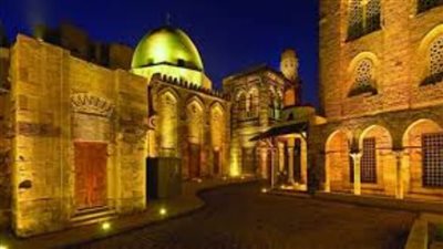 مدرسة وقبة الصالح نجم الدين أيوب: معلم أثري في قلب القاهرة 