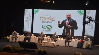 النائب إبراهيم الديب يكرم الفائزين فى المسابقة الكبرى للقرآن الكريم بالغربية