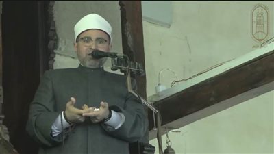 خطيب الجامع الأزهر.. الصوم مدرسة إيمانية ترتقي بالنفس وتهذبها