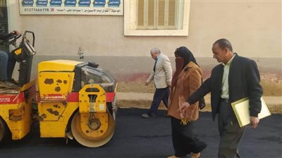 محافظ المنيا يتابع أعمال رصف شوارع ديرمواس ويؤكد سرعة الإنجاز وفق المواصفات الفنية