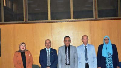 جامعة أسيوط تستقبل أعضاء لجنة مركز الخدمات الإلكترونية والمعرفية بالمجلس الأعلى للجامعات لمتابعة مراكز التحول الرقمي 