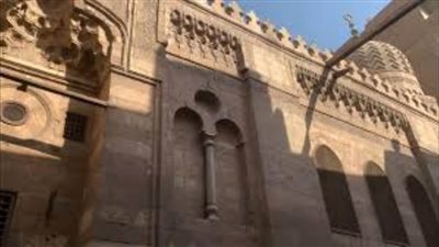 مسجد جمال الدين محمود الاستادار: تاريخ من الفخامة بالدرب الأحمر