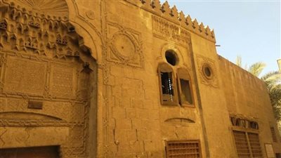 مسجد عبد الرحمن كتخدا: عبق التاريخ وجمال العمارة العثمانية في قلب القاهرة القديمة 